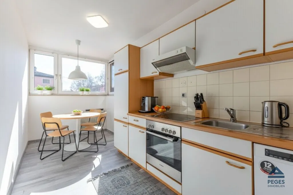 "SUNSHINE": 3-Zimmer-Wohnung mit Balkon und Tiefgarage, Nähe Salzach/ PMU - Ansicht 3