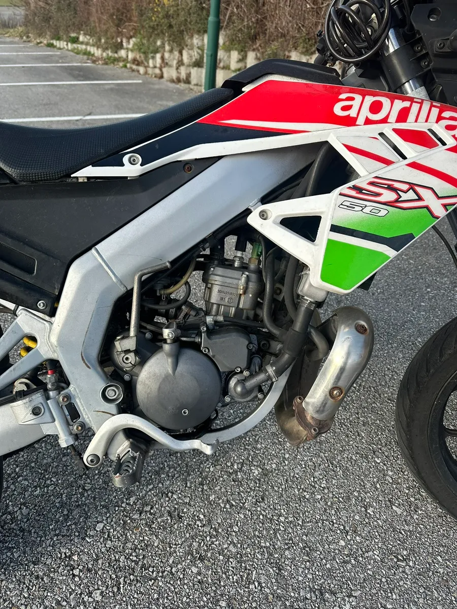 Aprilia SX