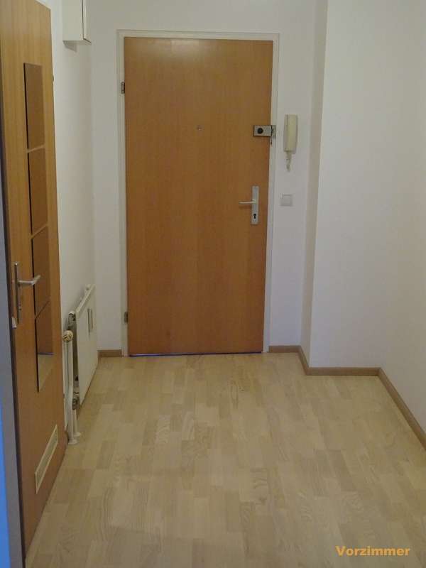 Sonnige Dachgeschoßwohnung Mit 15m2 Terrasse, 57 M², € 824,-, (1210 ...