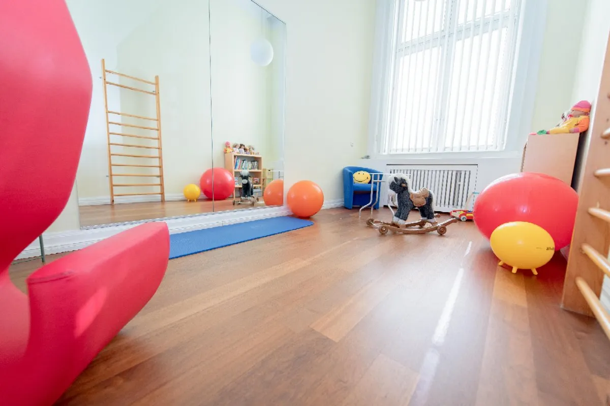 Praxisübernahme gesucht / Osteopathie/ Physiotherapie – pohled 3