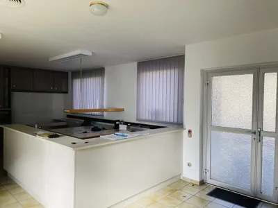 2-Zimmer-Gewerbeimmobilie mieten in Baden – 85 m², € 1.000