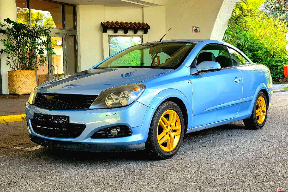 Opel Astra 1,6 Benziner Twin Top