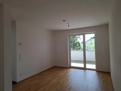 2-Zimmer-Wohnung mieten in Wels – 42,84 m², € 859 – Bild 3 von 9