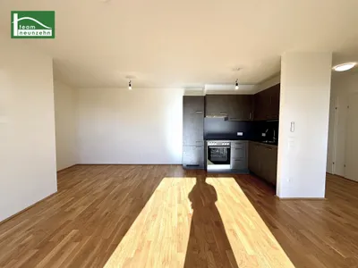 Entspanntes Wohnen in Grünruhelage: Charmante 2-Zimmer Wohnung mit Freifläche. - WOHNTRAUM – Bild 3