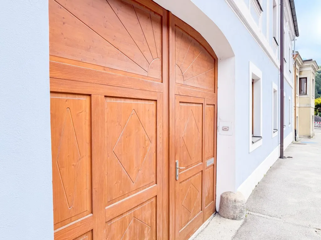 Mehrfamilienhaus mit 5 Wohneinheiten zu verkaufen! - Ansicht 2