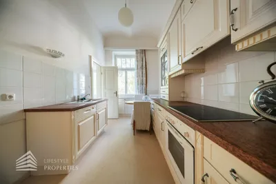 8-Zimmer-Immobilie kaufen in Baden – 261,74 m², € 1.890.000 – Bild 15 von 49