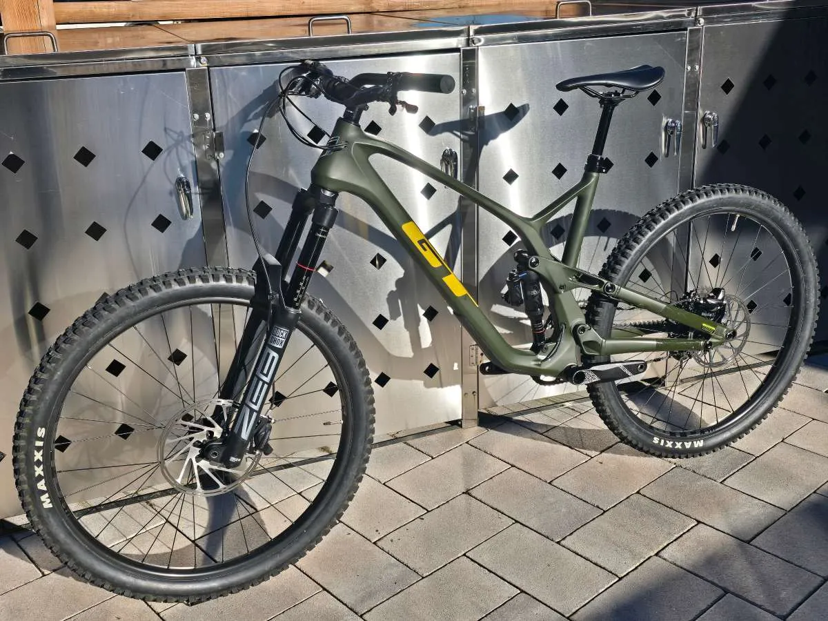 scott rennräder 2021 USED Genius 950 Alloy Full Suspension Mountain Bike Large Shimano XT 1x12 Fabio Wibmer Bike Check: Compatible With_DJI Avata 360 Scott Addict Premium 2026 Lens Color:Stock + Bronze Gradient Lens