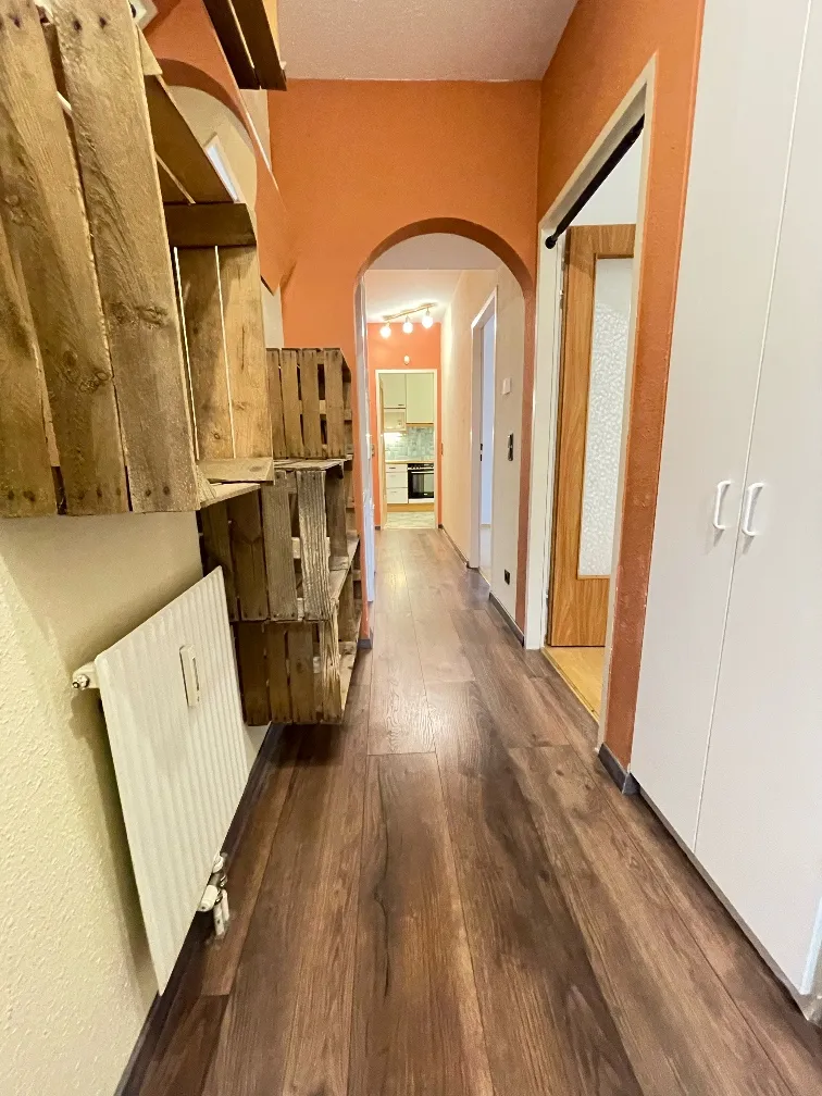 Charmante 2-Zimmer-Wohnung mit großer Loggia in Grünruhelage nahe Wien - Widok 3