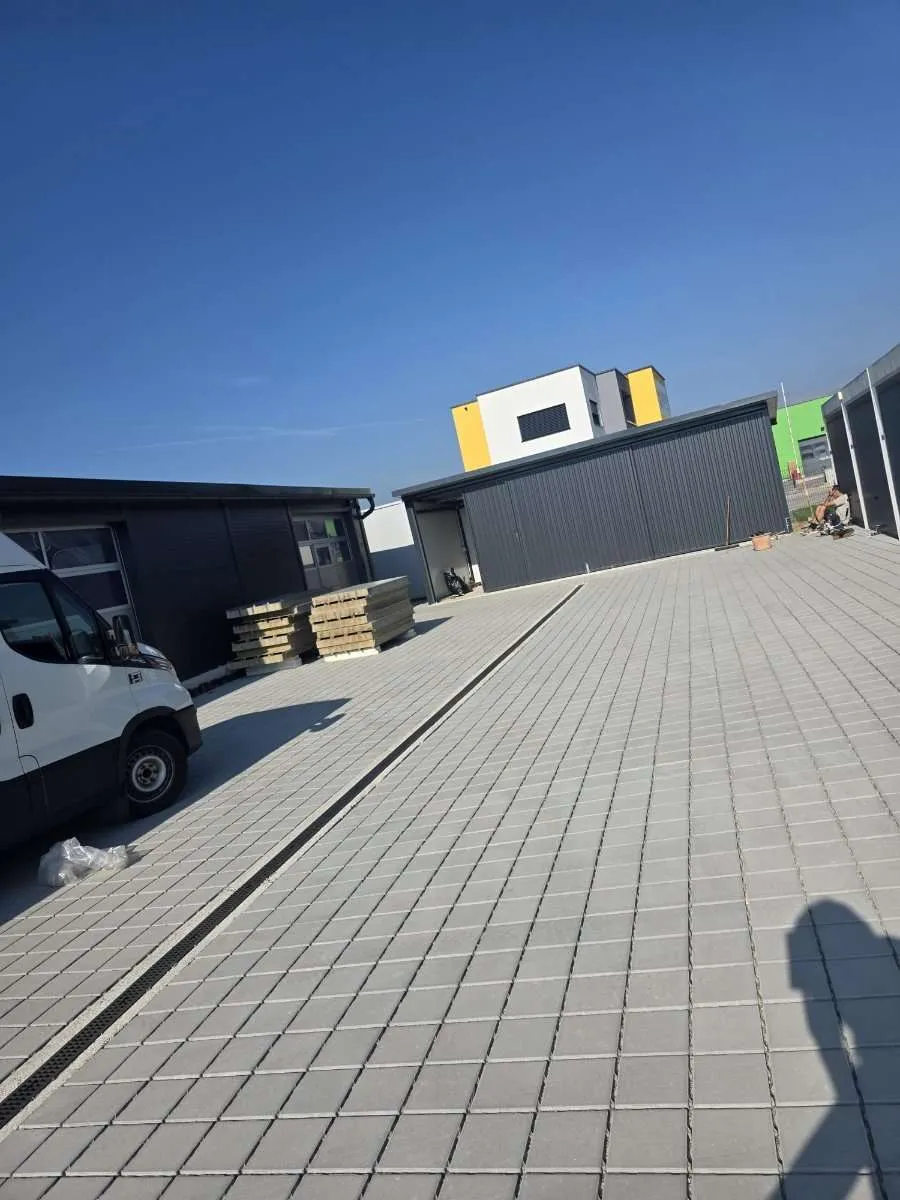 30 m² Halle/ Garage - Ansicht 2