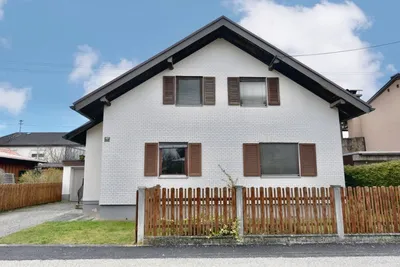 Haus kaufen in Braunau am Inn – 140 m², € 270.000 – Bild 1 von 20