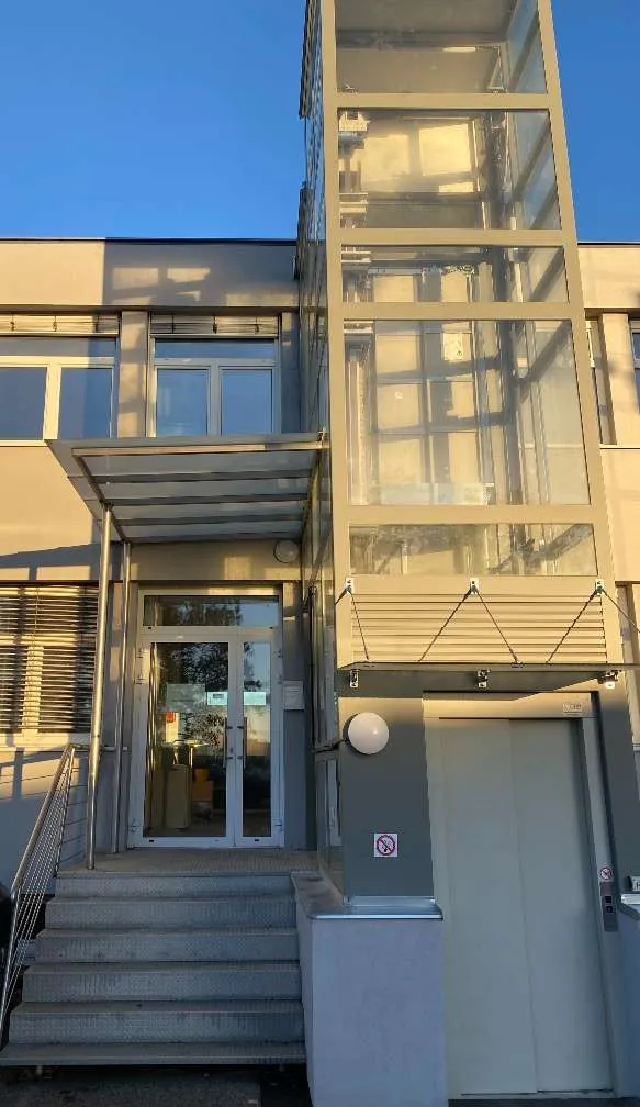 Moderne Büroetage in Toplage von Wiener Neustadt - provisionsfrei zu mieten - Ansicht 2