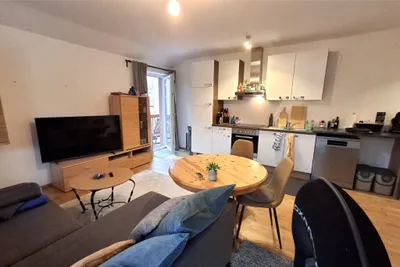 2-Zimmer-Wohnung mieten in Gmunden – 47 m², € 832 – Bild 4 von 11