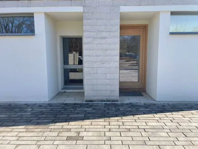3-Zimmer-Gewerbeimmobilie mieten in Sankt Veit an der Glan – 109 m², € 1.800 – Bild 2 von 12