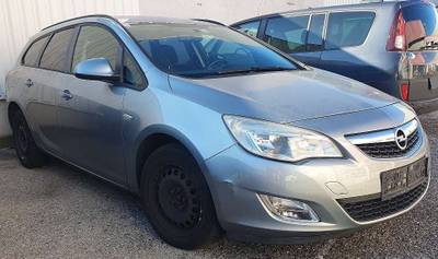 Opel Astra Kombi Sports Tourer, Pickerl