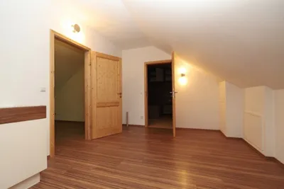 Immobilie kaufen in Bruck an der Leitha – 108 m², € 149.000 – Bild 2 von 8