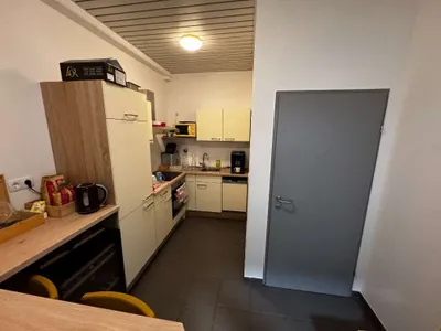 12-Zimmer-Gewerbeimmobilie mieten in Graz – 513 m², € 6.950 – Bild 8 von 10