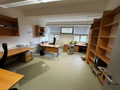 12-Zimmer-Gewerbeimmobilie mieten in Graz – 513 m², € 6.950 – Bild 9 von 10