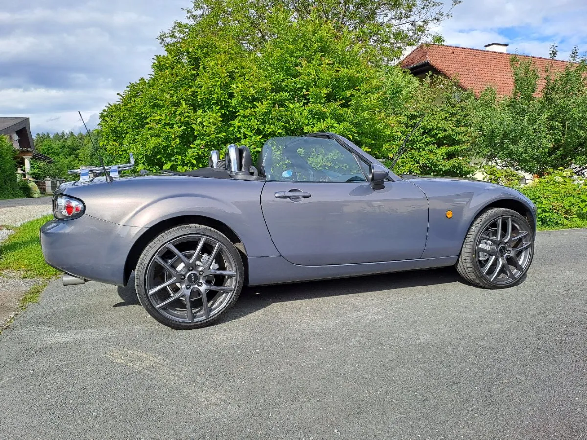 Mazda Mx-5 2006 photo 2