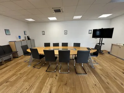 6-Zimmer-Gewerbeimmobilie mieten in Linz – 808 m², € 11.487 – Bild 13 von 23