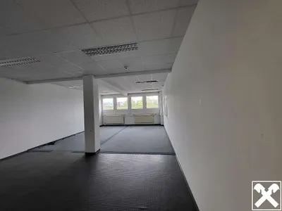 Gewerbeimmobilie mieten in Linz Land – € 13.218 – Bild 2 von 6