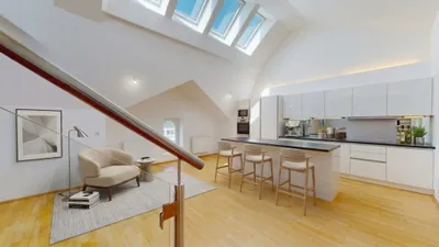 Exklusive Dachgeschoss-Maisonette mit traumhafter Sonnenterrasse und Fernblick – Bild 2