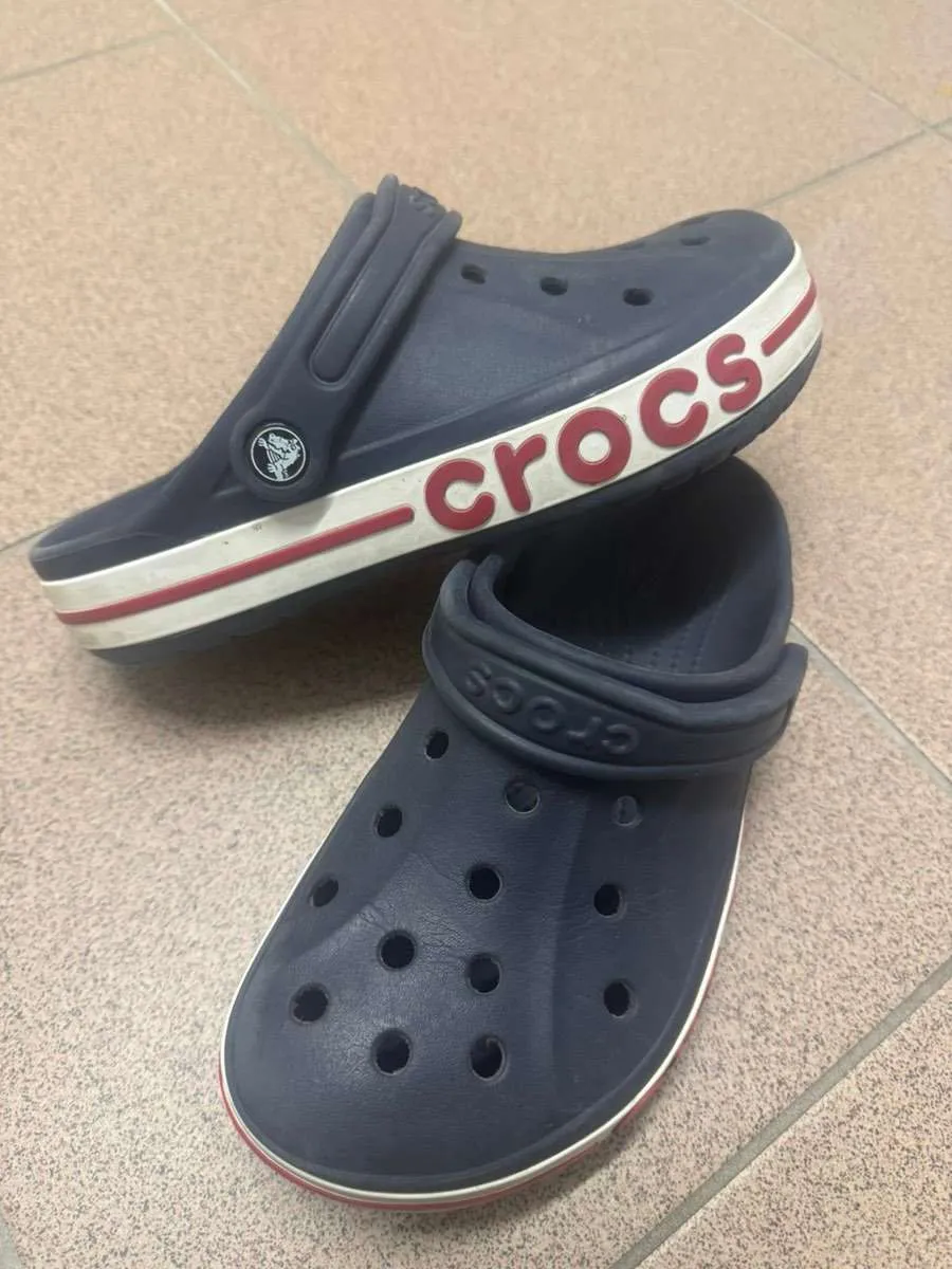 Crocs