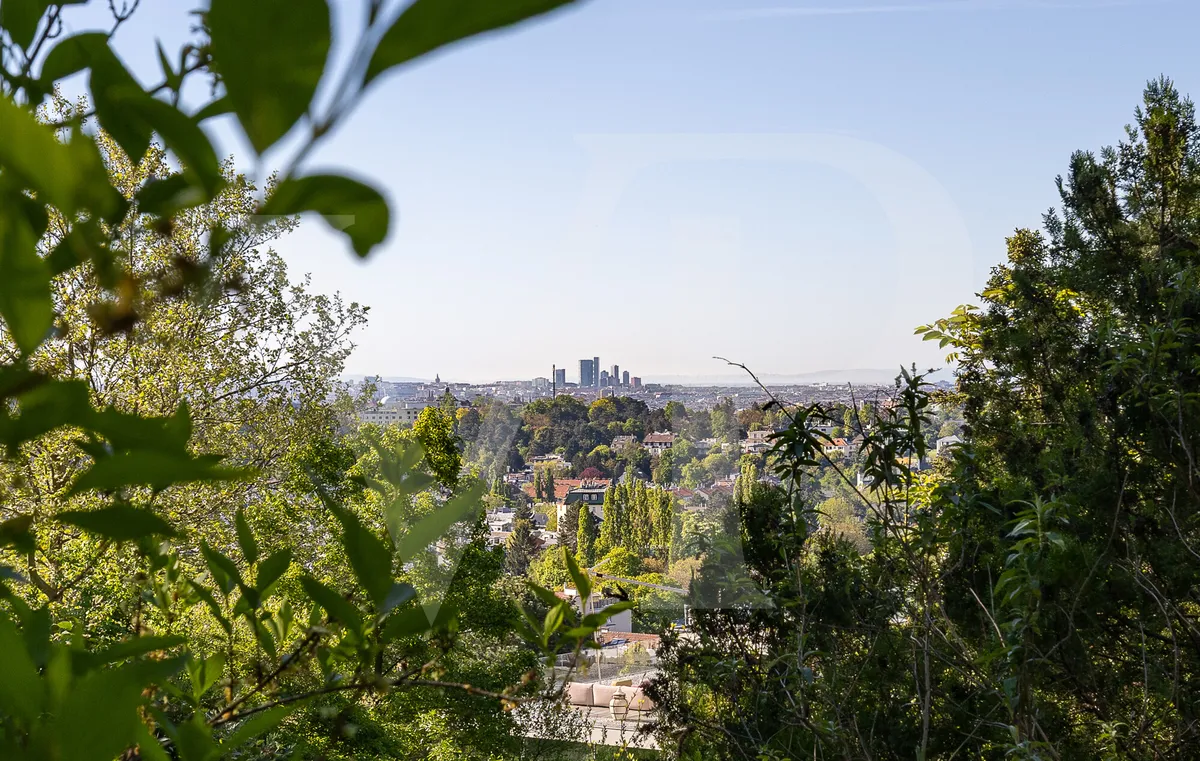 Villa in Döblinger Bestlage mit viel Potenzial - Ansicht 2