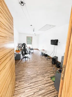Gewerbeimmobilie kaufen in Tulln – 827 m², € 639.000 – Bild 11 von 45