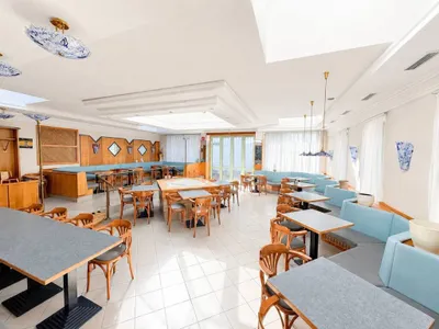 Gewerbeimmobilie kaufen in Tulln – 827 m², € 639.000 – Bild 26 von 45
