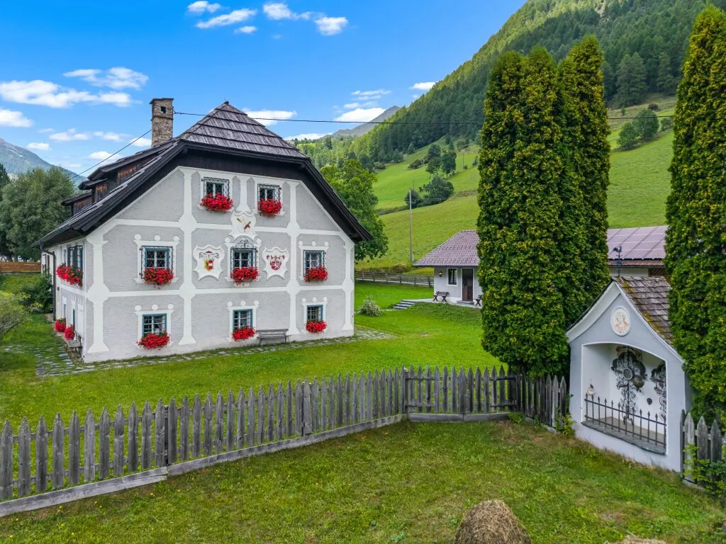 Historisches Herrenhaus in Oberkärnten! - Ansicht 2