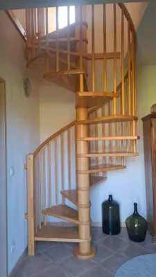2-Zimmer-Wohnung mieten in Neunkirchen – 77 m², € 700