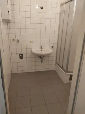 2-Zimmer-Wohnung mieten in Linz – 38 m², € 631 – Bild 6 von 9