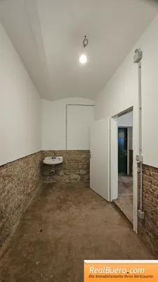 4-Zimmer-Gewerbeimmobilie mieten in Wien – 145 m², € 1.392 – Bild 7 von 17