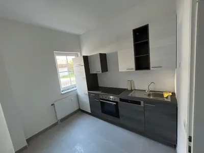 5-Zimmer-Gewerbeimmobilie mieten in Baden – 172 m², € 1.380 – Bild 5 von 13