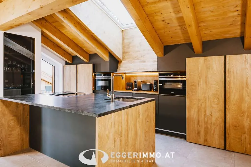 Zell am See / Schüttdorf - Buy to let, Luxuriöses Penthouse Apartment, fußläufig zum Skilift - Investition und Urlaubsgenuss - Widok 2