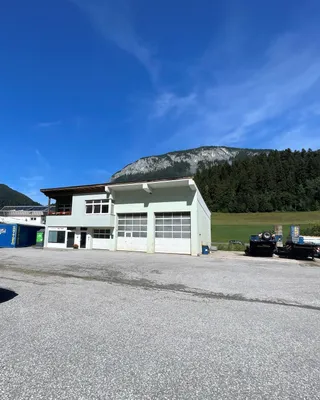 Immobilie mieten in Kufstein – 317 m², € 123.456.789 – Bild 9 von 10