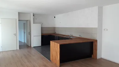 2-Zimmer-Wohnung kaufen in Vöcklabruck – 85 m², € 290.000 – Bild 2 von 14