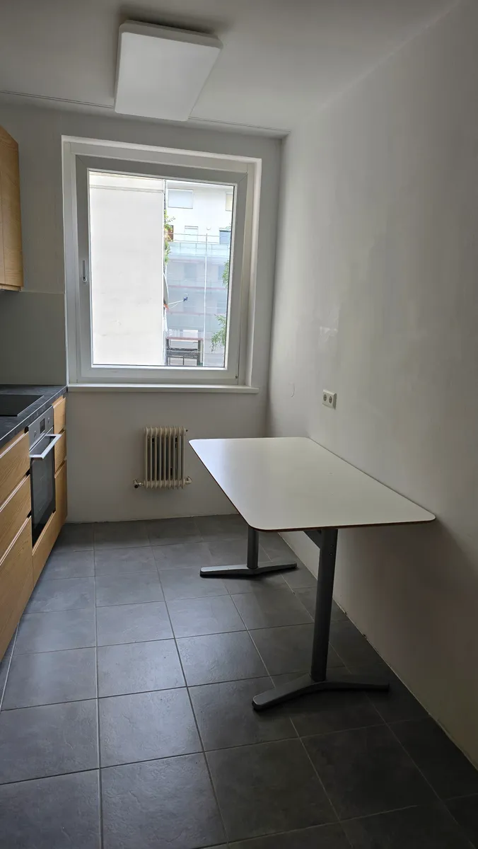 2 Zimmer Wohnung frisch renoviert 59 m² - Ansicht 2