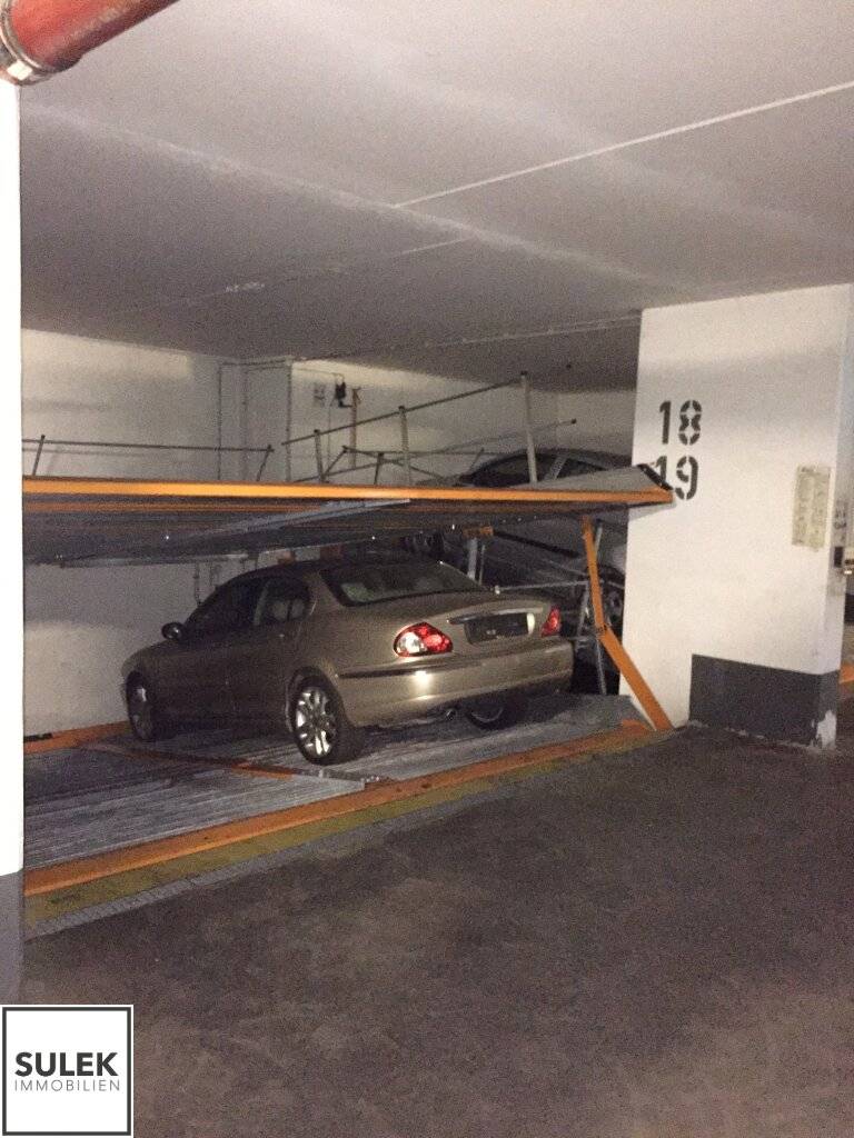 KFZ-Stellplatz in der Billrothstraße / nahe Peter-Jordan-Straße!, Wien