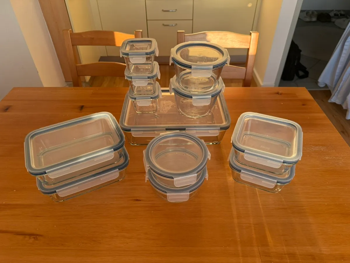 Ikea Vorratsdosen aus Glas, € 30,- (1200 Wien)