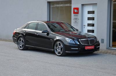 Mercedes-Benz E-Klasse E 63 AMG mit Perf. Paket, 6.3L V8, 2. Besitz!