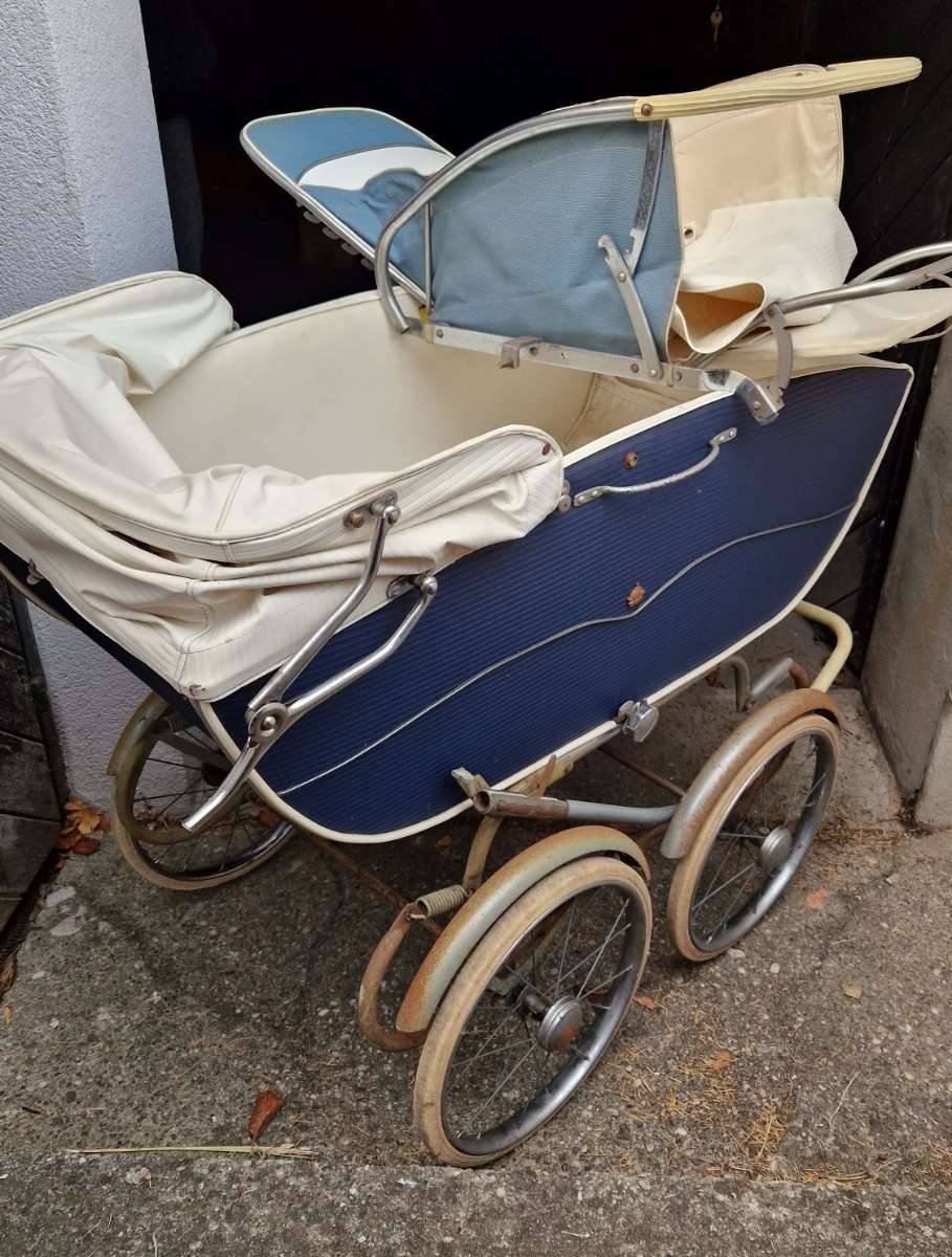Retro / Vintage Kinderwagen aus den 60ern,  40,- (3443 Sieghartskirchen) -  willhaben