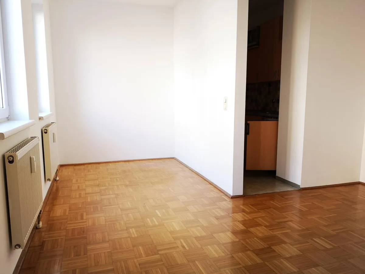 Kompakte Kleinwohnung - mit Stapelparker - Ansicht 3