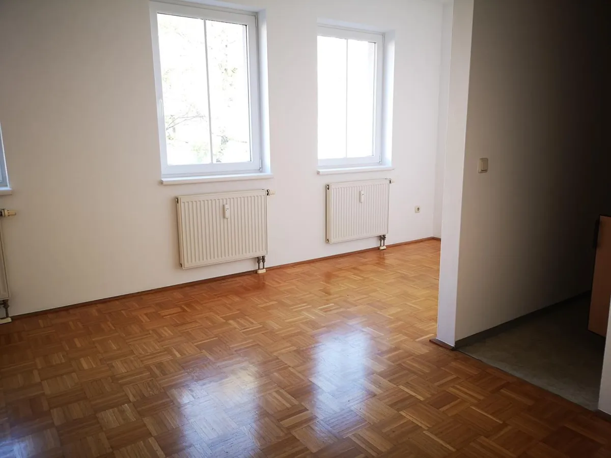 Kompakte Kleinwohnung - mit Stapelparker, Linz