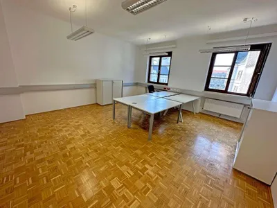 5-Zimmer-Gewerbeimmobilie mieten in Korneuburg – 158 m², € 1.300 – Bild 4 von 12