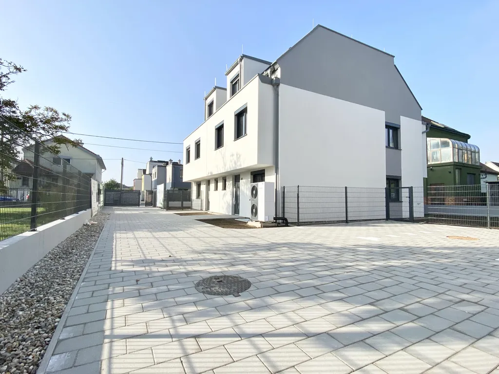 PROVISIONSFREI | DOPPELHAUS IN GRÜNRUHELAGE | WÄRMEPUMPE - Ansicht 2