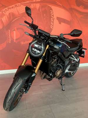 Honda CB 650R LAGERND - A2 Führerschein möglich.