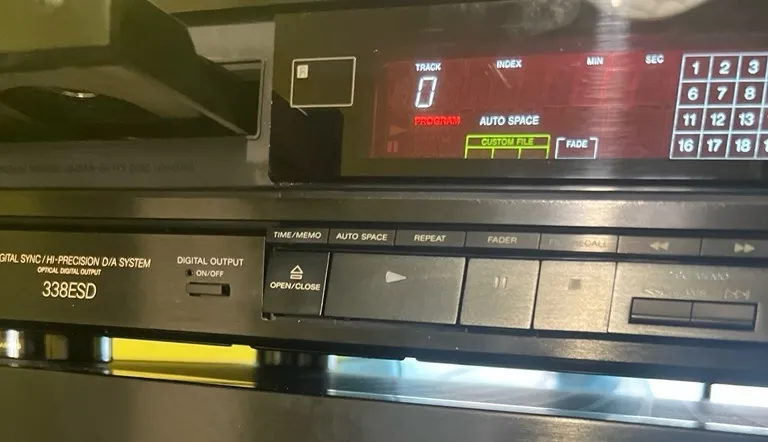 Used Sony CDP-338ESD CD players for Sale | HifiShark.com