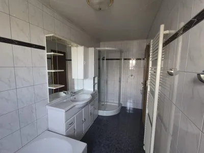 4-Zimmer-Wohnung mieten in Sankt Pölten – 120 m², € 1.300 – Bild 8 von 11