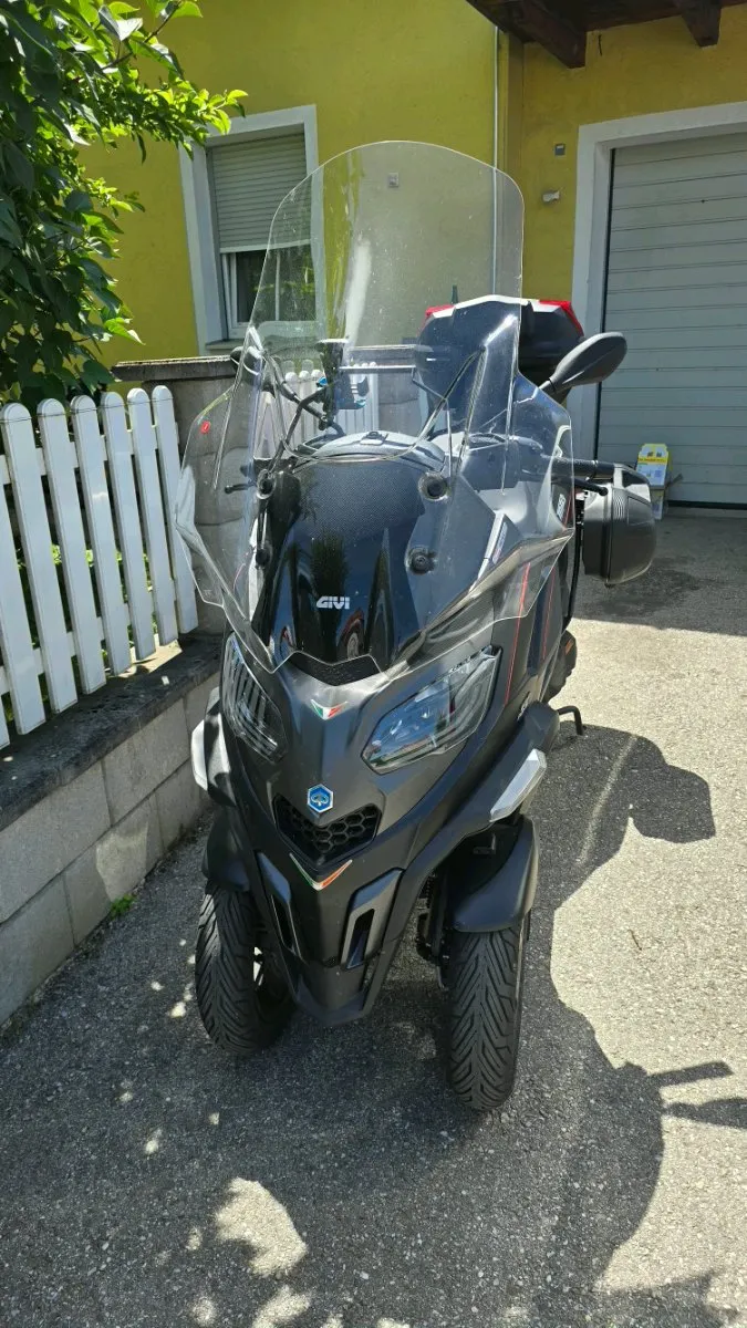 Piaggio MP3